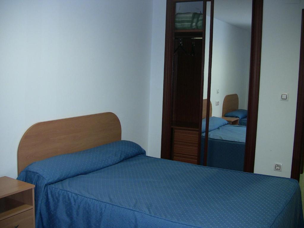 Apartahotel Los Hermanos Оканья Номер фото